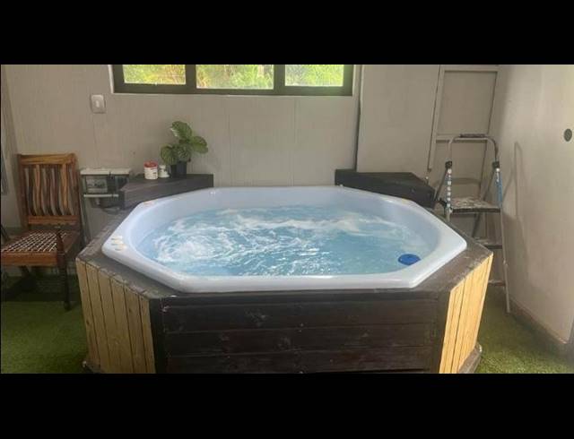 4 BEDROOM HOUSE FOR SALE IN MEER EN SEE